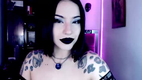 Emerald Black online show from June 24, 4:44 am