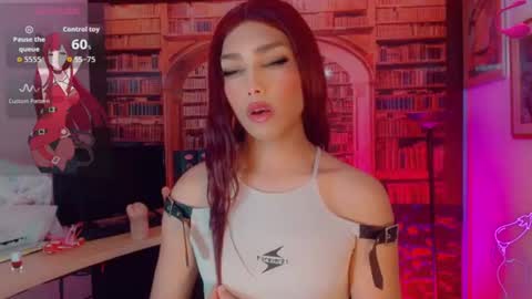 Snapshot of emeli_roushot chatting on July 9, 10:30 am Emeli online show from July 9, 10:30 am