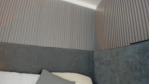 emelie_89 online show from February 12, 11:49 am