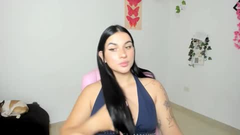 Snapshot of emi_blossom_ chatting on February 24, 2:37 pm Emily online show from February 24, 2:37 pm