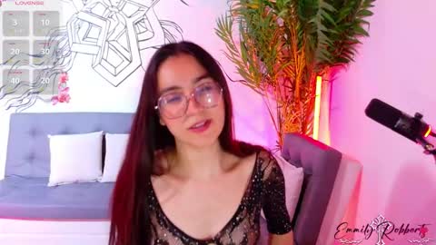 Snapshot of emi_roberts chatting on March 1, 11:29 pm Emmily Roberts online show from March 1, 11:29 pm
