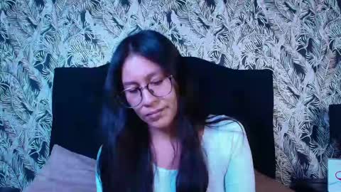 Emilia Gomez online show from May 23, 12:27 am