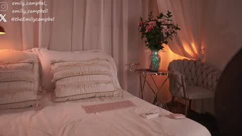 Emily Campbell online show from November 7, 8:42 pm