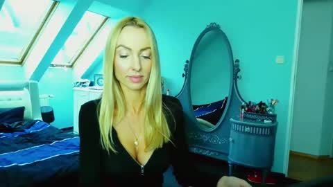 Emila online show from January 23, 10:54 am