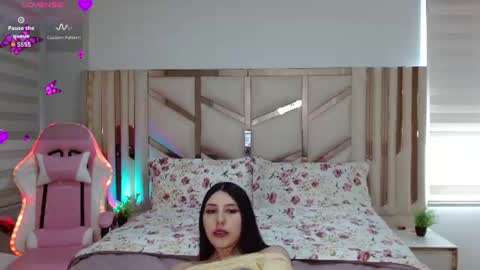Emilee online show from July 16, 12:55 pm