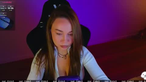 Emili online show from March 21, 10:31 am