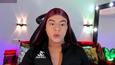 Emili roux online show from March 28, 10:15 am