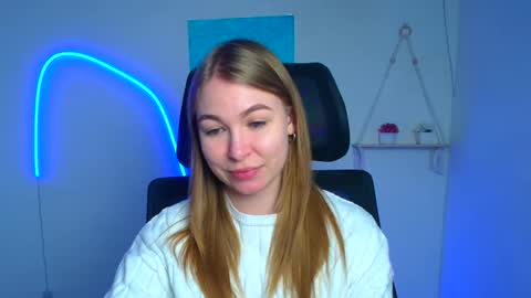 Emilia online show from February 16, 12:23 pm