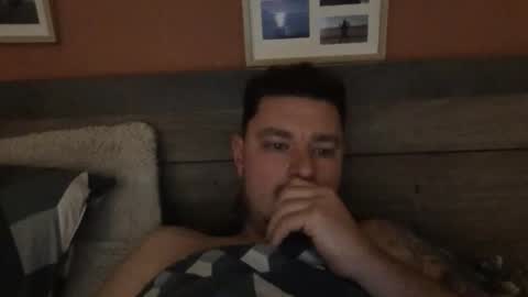 emiliano1256 online show from March 23, 3:54 am