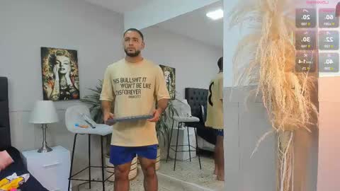 Snapshot of emilio_brandon chatting on September 28, 11:04 am Emilio online show from September 28, 11:04 am