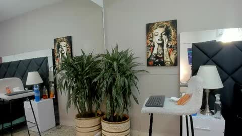 Snapshot of emilio_brandon chatting on November 5, 10:59 am Emilio online show from November 5, 10:59 am