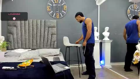 Snapshot of emilio_brandon chatting on January 7, 12:07 pm Emilio online show from January 7, 12:07 pm