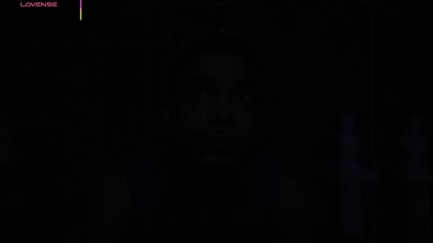 Snapshot of emilio_brandon chatting on February 25, 11:09 am Emilio online show from February 25, 11:09 am