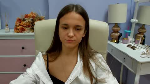 Emilly online show from March 14, 7:58 am