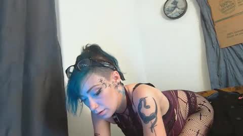 Emily Love online show from October 25, 3:14 am