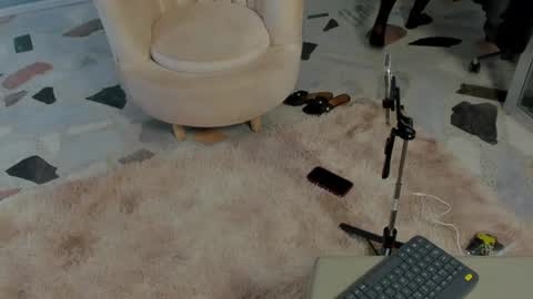 Snapshot of emily__harper_ chatting on June 10, 12:15 pm Emily online show from June 10, 12:15 pm