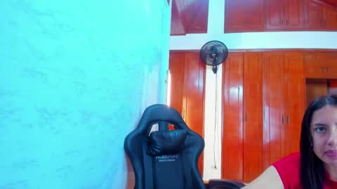 Emily and Soffy online show from May 29, 12:25 pm