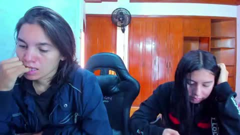 Emily and Soffy online show from July 16, 12:11 pm