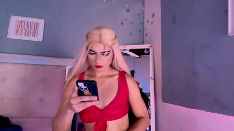 emily_castillo1_ online show from July 12, 5:42 am