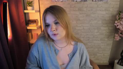 emily_coyness online show from March 16, 6:56 pm