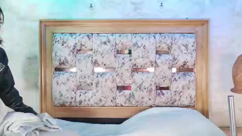 Snapshot of emily_dempsey chatting on July 14, 7:08 pm emily_dempsey online show from July 14, 7:08 pm