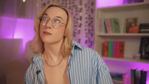 Em -  online show from January 5, 9:57 pm