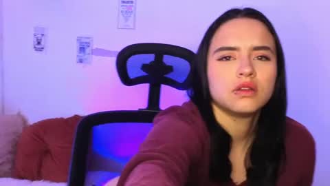 Emily Lindey online show from April 15, 3:57 am