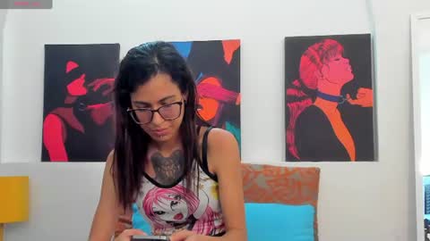 Emily online show from July 1, 3:01 pm