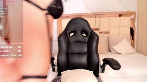 Emily online show from February 25, 4:35 am