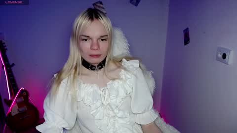 Lia online show from December 20, 8:43 am