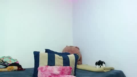 Emily  IGEmmily Baussa online show from December 5, 7:54 pm