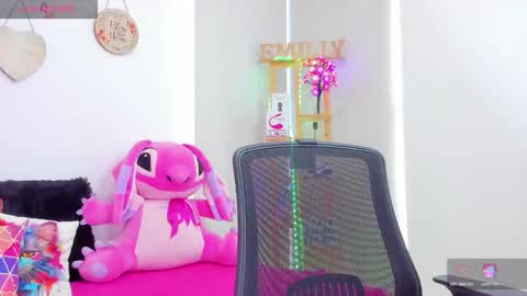 Emily online show from February 1, 7:23 pm