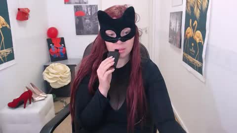 Snapshot of emily_york18 chatting on February 10, 12:18 pm Emily online show from February 10, 12:18 pm