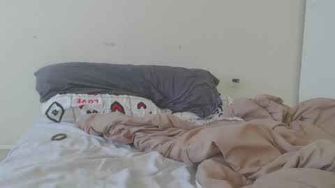 Snapshot of emily_york18 chatting on September 21, 10:33 pm Emily online show from September 21, 10:33 pm