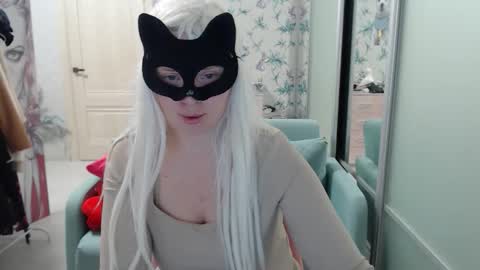 Snapshot of emily_york18 chatting on January 13, 5:18 pm Emily online show from January 13, 5:18 pm