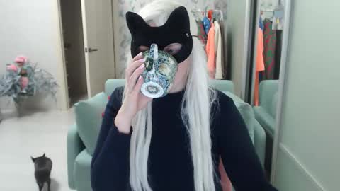 Snapshot of emily_york18 chatting on February 3, 6:24 pm Emily online show from February 3, 6:24 pm