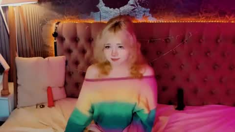Baby Emelli online show from June 20, 7:44 am