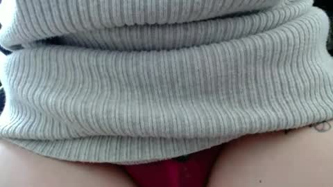 Snapshot of emilybrowwn chatting on January 17, 7:28 pm emilybrowwn online show from January 17, 7:28 pm