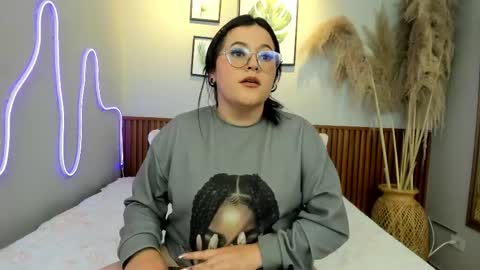 Emily online show from May 26, 3:46 am