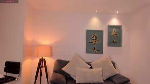 Emily Carter online show from February 2, 11:20 am