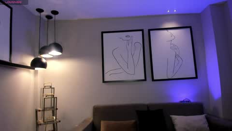 Emily Carter online show from April 10, 11:15 am