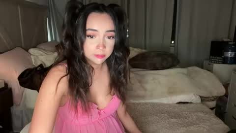 emilyfawn online show from March 10, 5:34 am