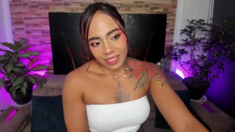 emily online show from June 11, 12:32 am