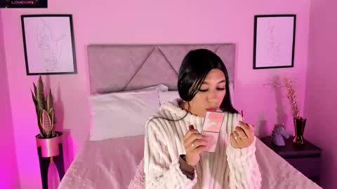 Emily online show from December 2, 10:42 am