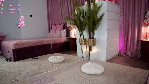 Emily  online show from April 16, 5:14 pm