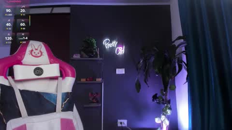 Emily Jhonson online show from March 4, 2:01 pm