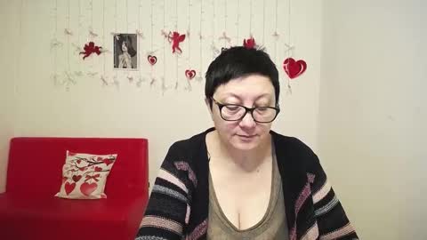 Emily online show from February 14, 6:43 am