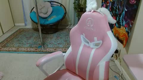 emily haze online show from February 8, 7:37 am