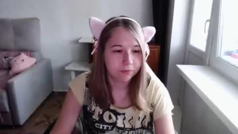 emilyway online show from June 8, 8:58 am