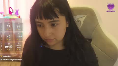 emma online show from April 13, 10:04 pm